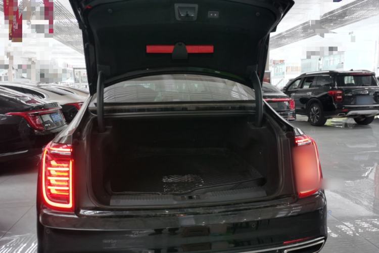 Used Hongqi H9 2023 2.0T Smart Connect Flagship Edition
