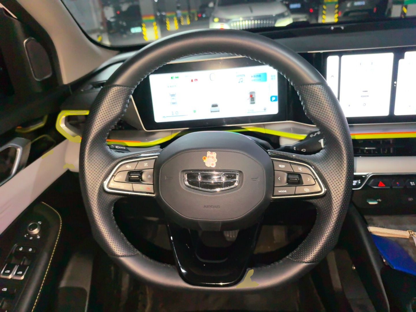Geely Auto Coolray 2022 Bin Yue COOL 1.5TD DCT Ignite Edition — снимка 10