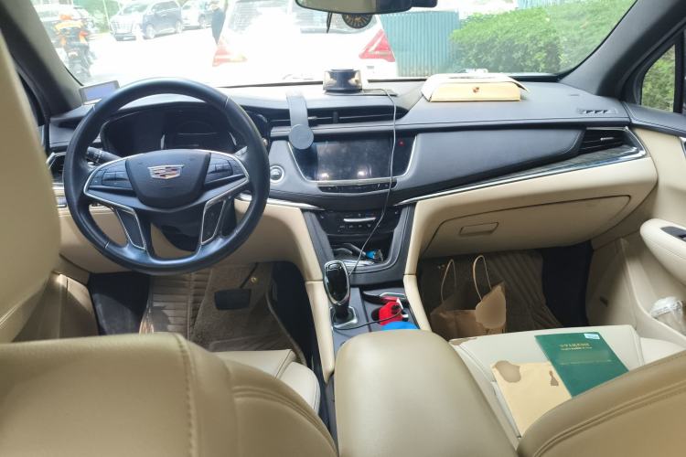 Used Cadillac XT5 2017 Anniversary Edition 28T Four-Wheel Drive Tech Model
