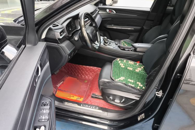 Used Lynk & Co 05 2020 2.0TD Two-Wheel Drive Shine Halo Driver Seat