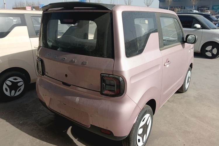 Used Geely Galaxy Panda 2025 210 km – Yuanqi Bear Rear Right 45 Deg