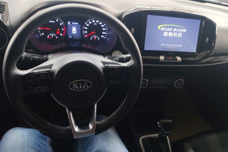 Used Kia kx1 Stonic 2019 1.4L Automatic Fun Edition China V Standard Center Console