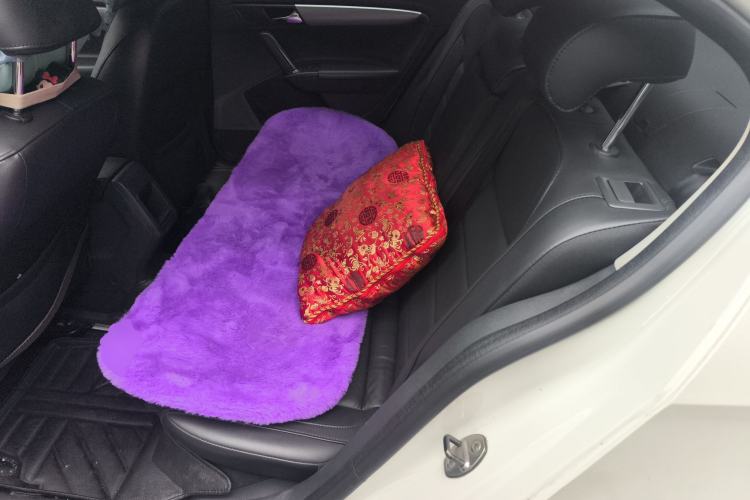 Used Volkswagen Lavida 2013 1.6L Automatic Comfort Edition
