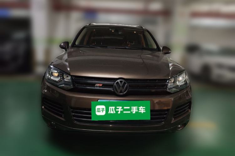 Used Volkswagen Touareg 2011 3.0 TSI Standard Version Front