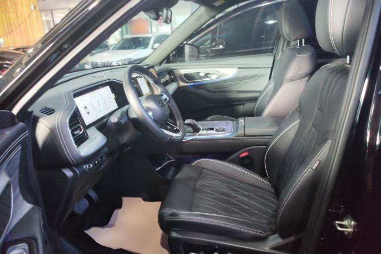 Used GAC Trumpchi GS8 2025 Linghang Series 2.0 TGDI Two-Wheel-Drive Luxury Edition 5 Seats