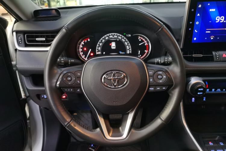 Used Toyota RAV4 2021 2.0L CVT Two-Wheel Drive Fashion PLUS Edition