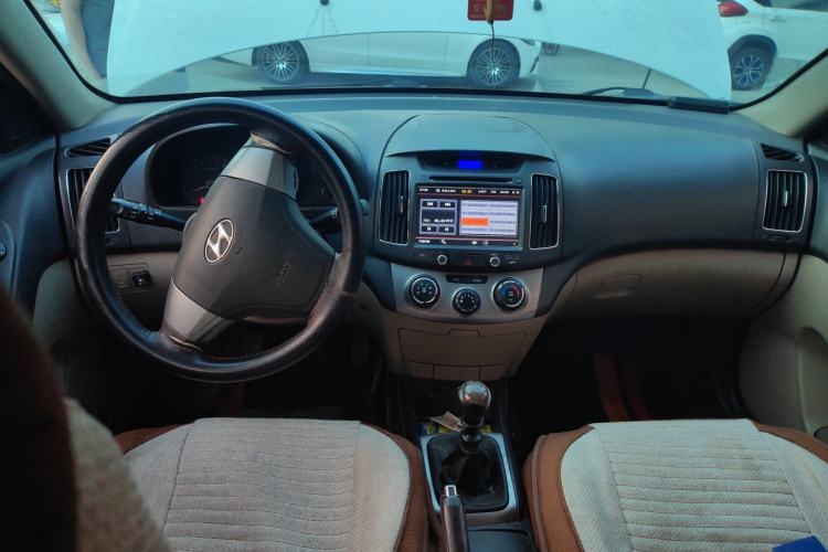 Used Hyundai Celesta 2011 1.6L Manual Comfort Edition