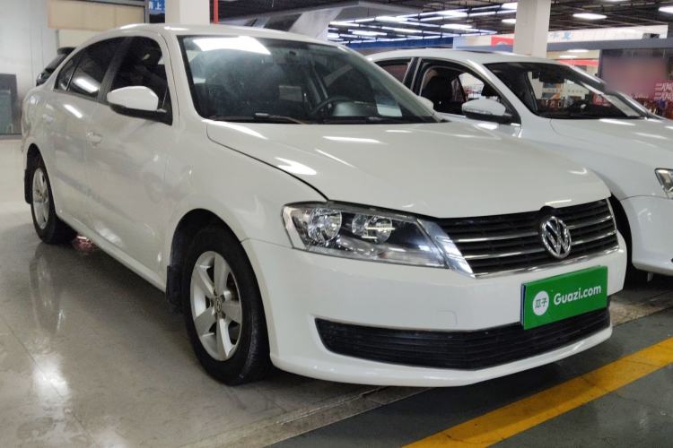 Used Volkswagen Lavida 2013 Revised Classic 1.6L Automatic Fashion Edition Front Right 45 Deg
