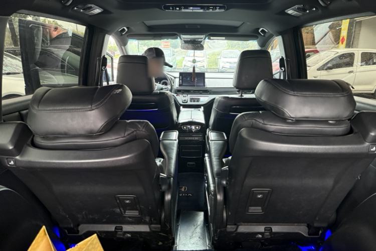 Used Honda Elysion 2024 2.0L eHEV Luxury Edition
