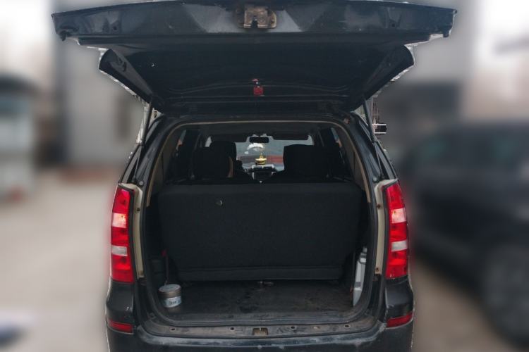 Used FAW Senya S80 2011 1.5L Manual 7-Seater Urban Elite Edition
