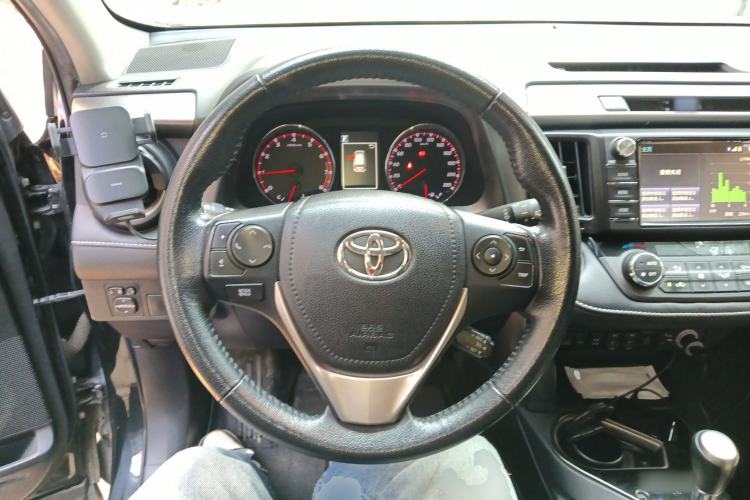 Used Toyota RAV4 2016 2.5L Automatic 4x4 Elite Edition