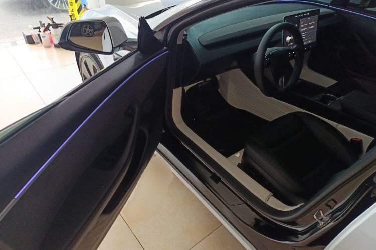 Used Tesla Model 3 2023 Long-Range All-Wheel-Drive Version