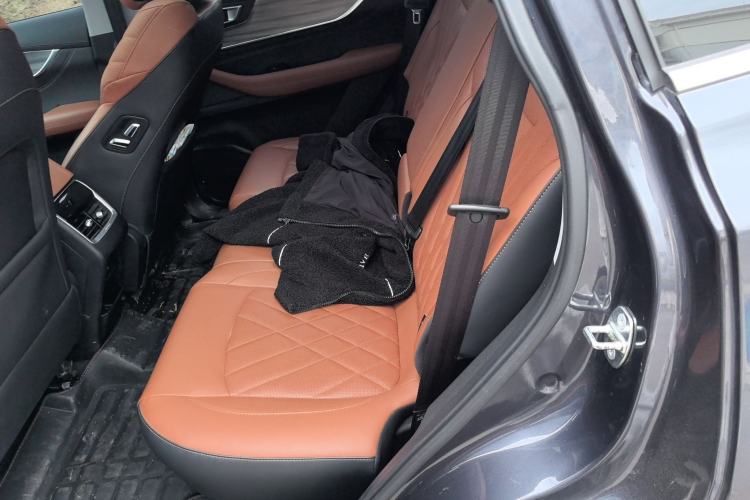 Used Chery Tiggo 8 PLUS 2022 290TGDI DCT Luxury Edition+
