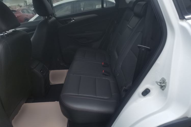 Used CHANGAN CS75 2014 1.8T Automatic Elite Model China IV Standard Left Rear Seat