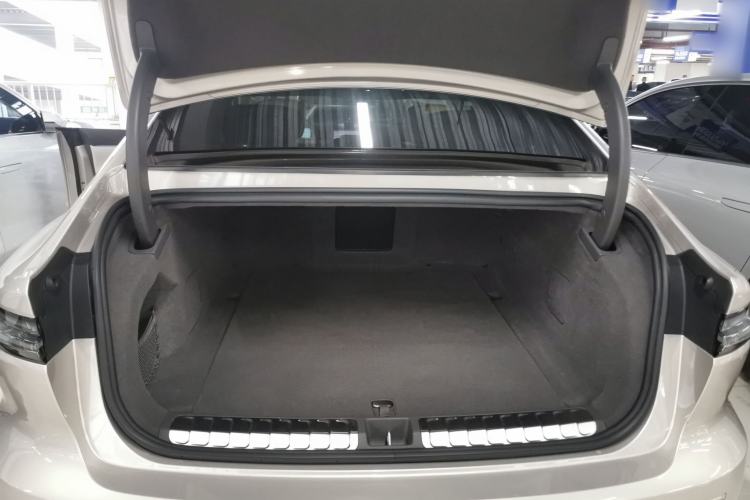 Used Nio ET7 2024 75 kWh Executive Edition
