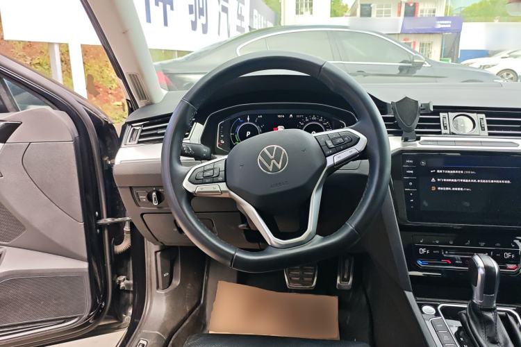 Used Volkswagen Magotan GTE Plug-in Hybrid 2022 GTE Luxury Model
