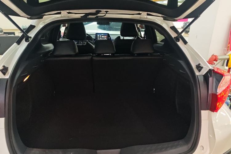 Used Toyota IZOA 2020 2.0L Enjoy Edition