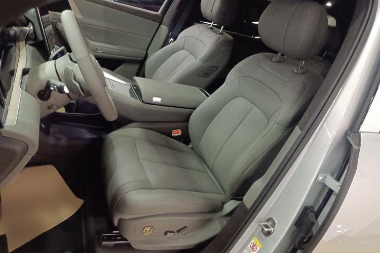 Used Denza N8L 2025 Model Zunrong Model Left Front Seat