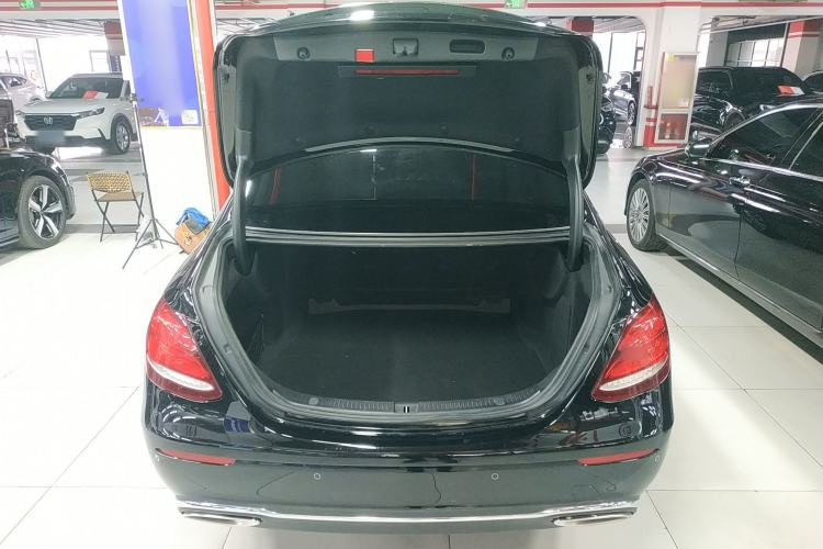 Used Mercedes-Benz E-Class 2020 Facelift E 260 L