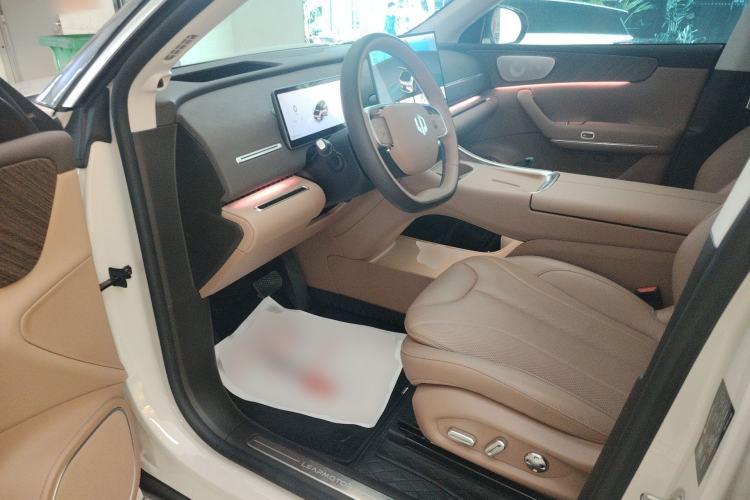 Used Leapmotor C11 2026 All-Electric 640 LiDAR Prestige Edition Driver Seat