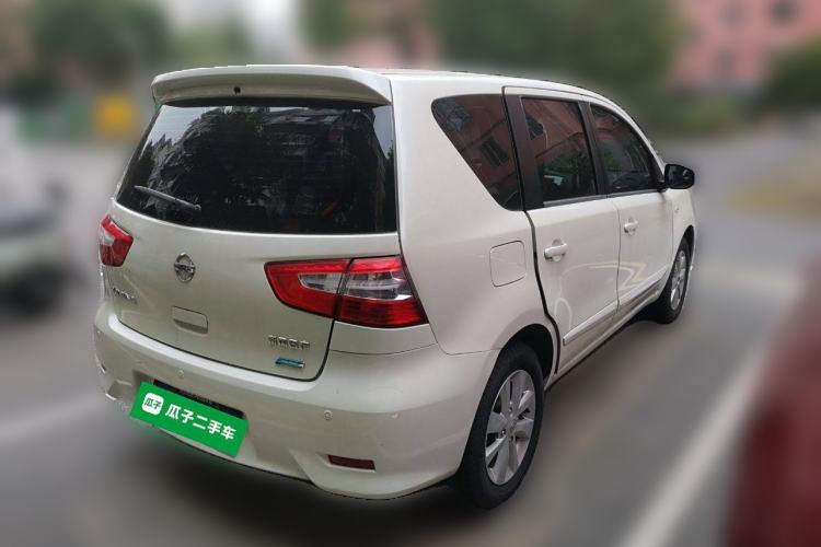 Used Nissan Livina 2013 1.6XL Manual Luxury Edition
