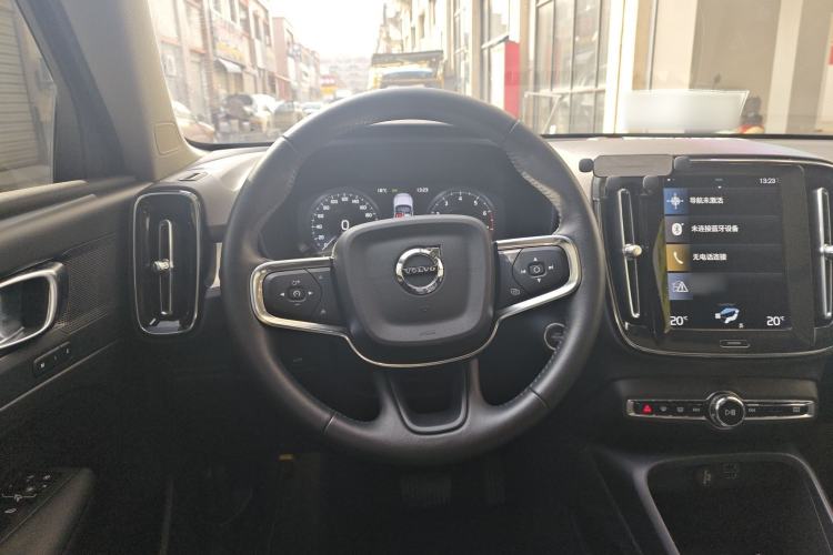 Used Volvo XC40 2021 T4 4x4 SmartDrive Fashion Edition
