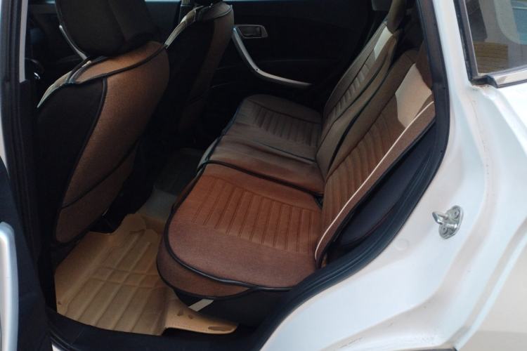 Used Bestune X80 2013 2.0L automatic comfort version