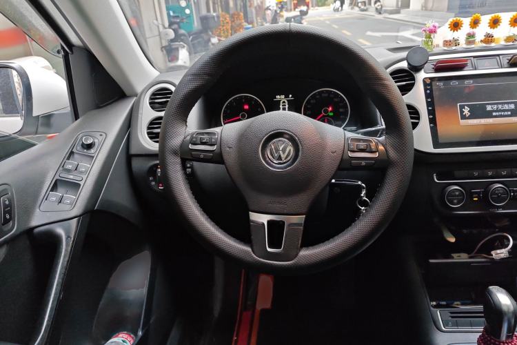 Used Volkswagen Tiguan 2017 300TSI Automatic Two-Wheel Drive Silk Road Comfort Edition Steering Wheel
