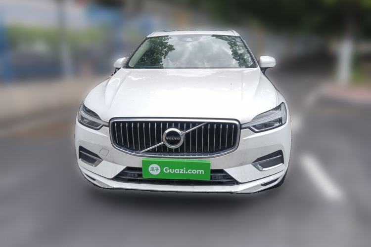 Used Volvo XC60 2019 T5 4x4 Smart Edition China VI Standard