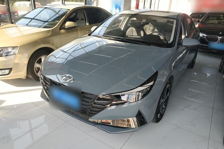 Used Hyundai Elantra 2021 1.5L CVT LUX Prestige Edition