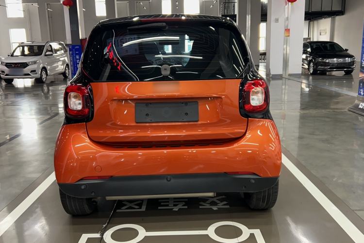 Used smart fortwo 2019 0.9T 66kW Hardtop Engine Version China VI Emission Standard Exterior 4