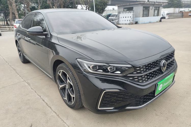 Used Volkswagen Passat 2023 Restyled 330TSI Starry Luxury Edition