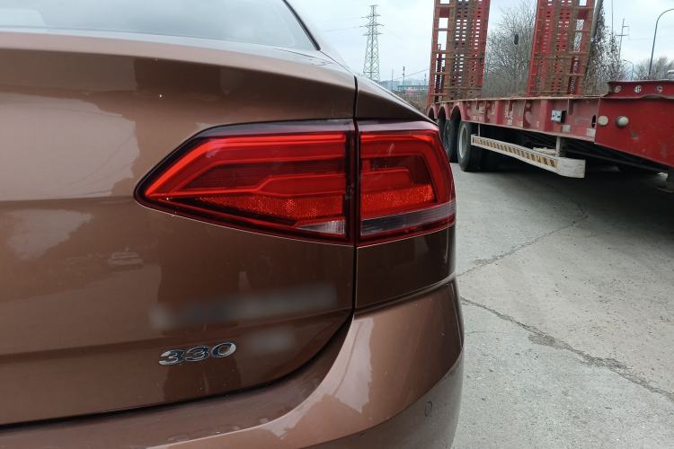 Used Volkswagen Lamando 2015 330TSI DSG Comfort Edition
