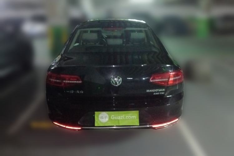 Used Volkswagen Magotan 2018 330TSI DSG Luxury Model Rear