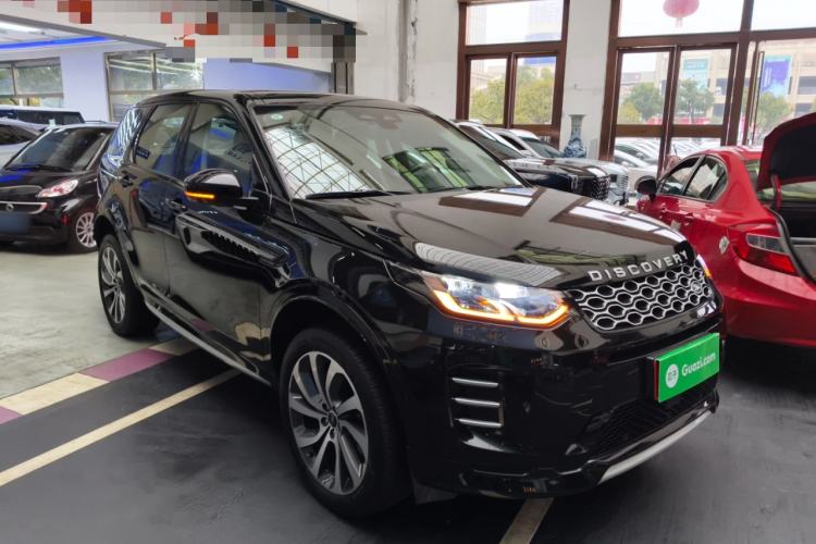 Used Land Rover Discovery Sport New Energy 2024 1.5T P300e Plug-in Hybrid Electric Version Front Right 45 Deg