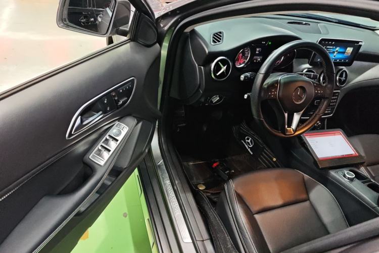 Used Mercedes-Benz GLA 2015 GLA 200 Sport Edition
