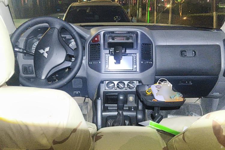 Used Mitsubishi Pajero 2011 V73 3.0L MT GL
