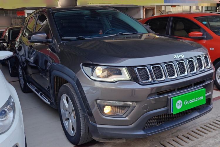 Used Jeep Compass 2017 200T Automatic Family Edition

