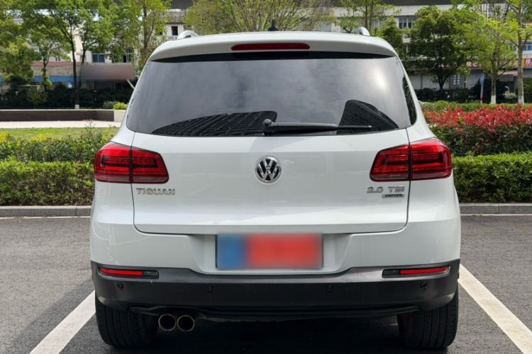 Used Volkswagen Tiguan 2015 2.0 TSI Comfort Edition Exterior 4