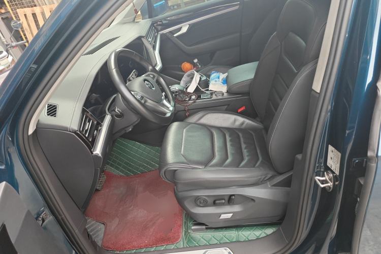 Used Volkswagen Touareg 2020 2.0 TSI RuiShang Edition China VI Standard Left Front Seat