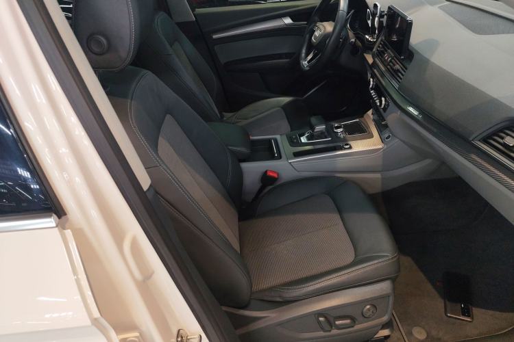 Used Audi Q5L 2018 45 TFSI Prestige Fashion Edition China VI Emission Standard
