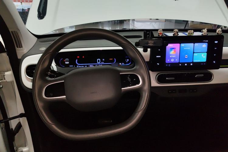 Used Geely Galaxy Panda 2025 210km Panda Kart Center Console