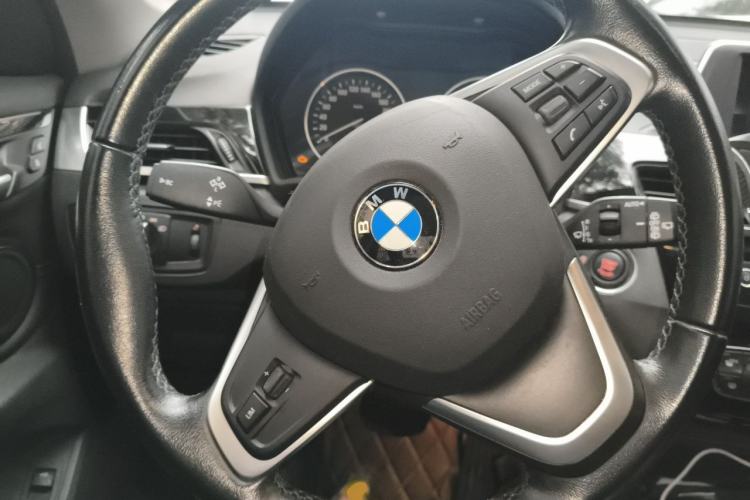 Used BMW X1 2018 sDrive18Li Luxury Model
