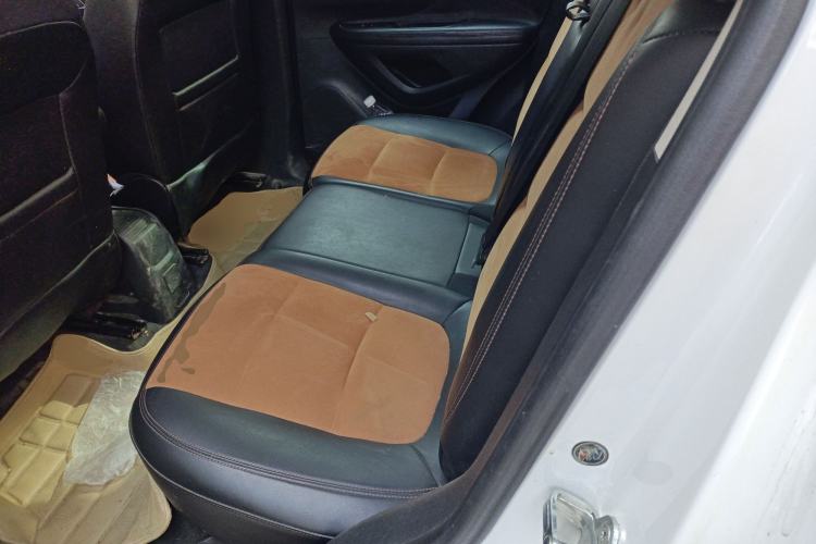 Used Buick Encore 2014 1.4T Manual Two-Wheel Drive Urban Sport Model
