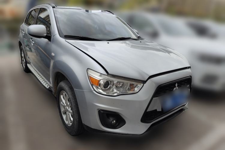 Used Mitsubishi ASX 2013 1.6L Manual Two-Wheel Drive Standard Edition Front Right 45 Deg