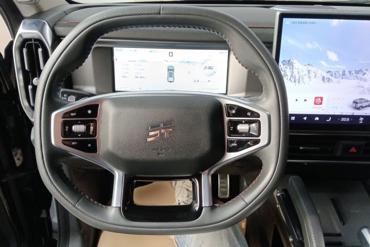 Used JETOUR Traveler 2023 2.0T All-Wheel-Drive CrossPRO
