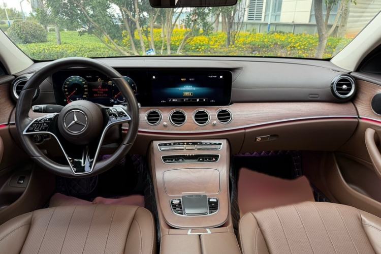 Used Mercedes-Benz E-Class 2023 Updated E 300 L Fashion Edition
