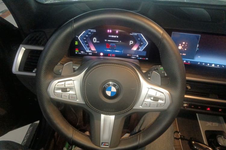 Used BMW X5 2023 xDrive 40Li Luxury Edition M Sport Night Vision Package