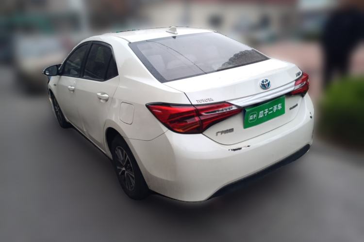 Used Toyota Levin 2016 Dual-Engine 1.8H GS E-CVT Elite Model with Sunroof