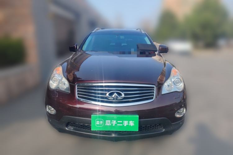 Used Infiniti QX50 2013 2.5L Two-Wheel-Drive Elegant Edition